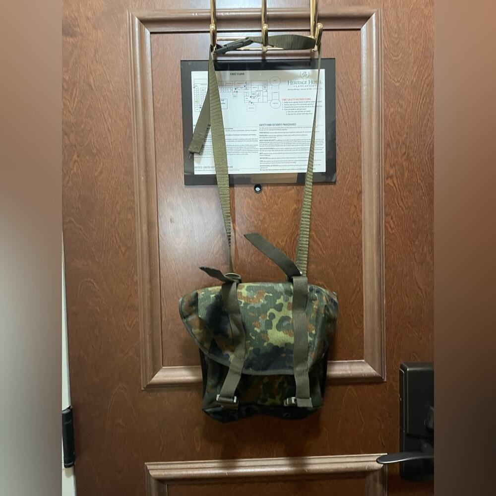 Army Camouflage Unisex Napsack Bag